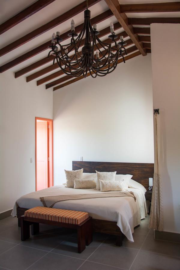 Hotel Saval Jerico ภายนอก รูปภาพ